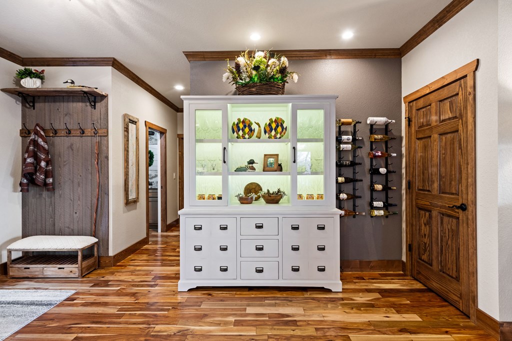 424870 Mineral Bluff Residential