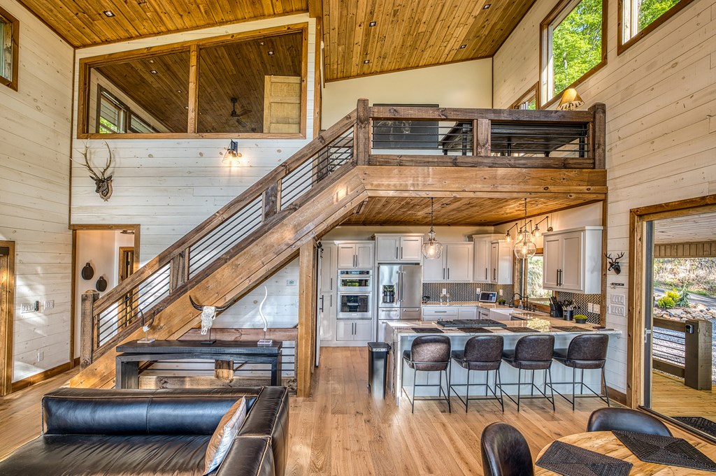 424872 Morganton Residential