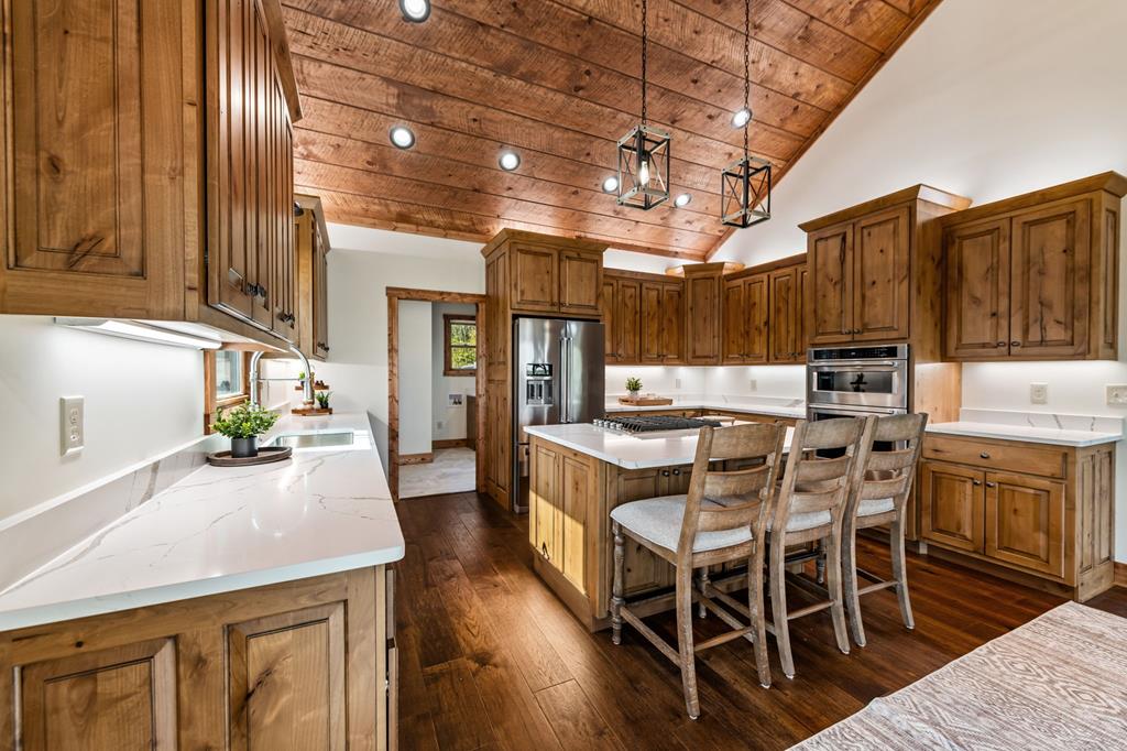 424873 Blue Ridge Residential