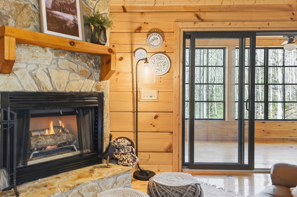 424875 Cherry Log Residential