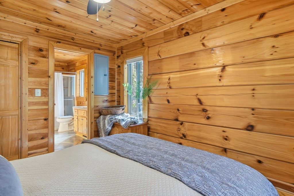 424875 Cherry Log Residential