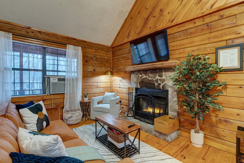 424878 Blairsville Residential