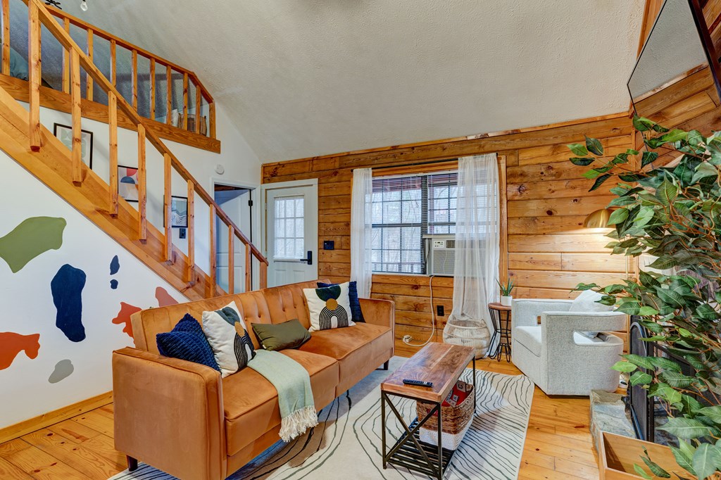 424878 Blairsville Residential