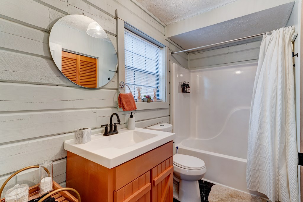 424878 Blairsville Residential