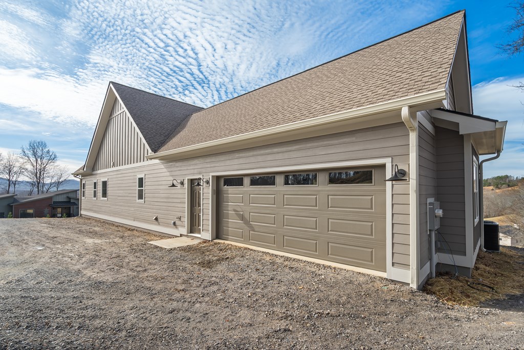 424883 Morganton Residential