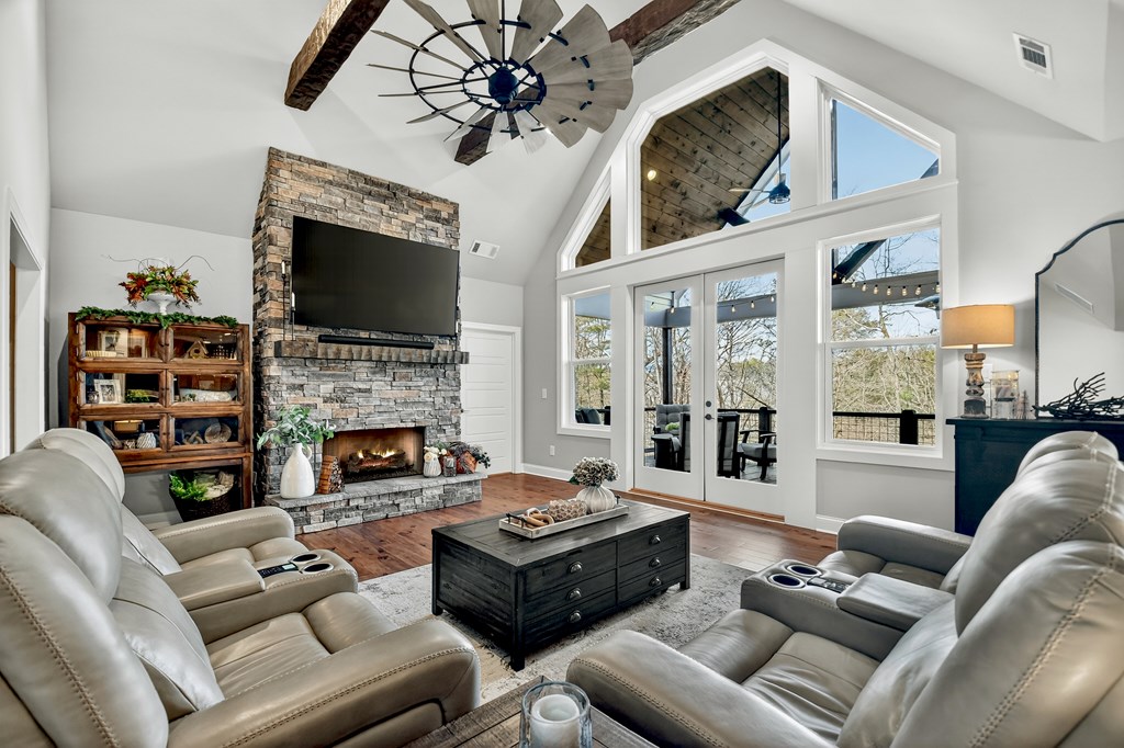 424886 Ellijay Residential