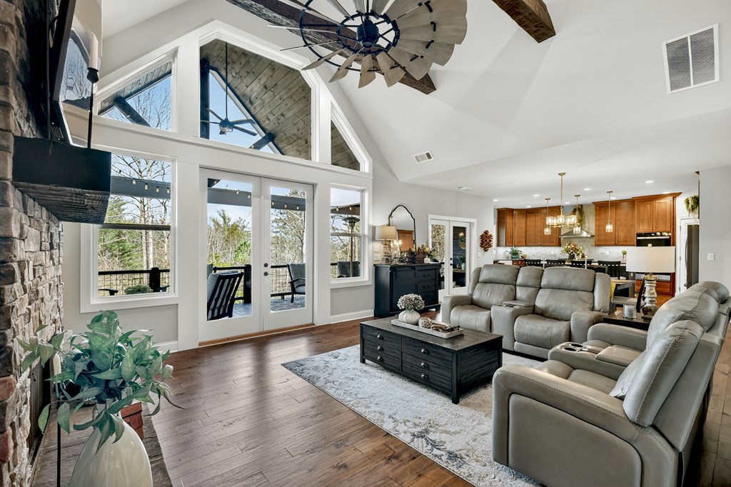 424886 Ellijay Residential