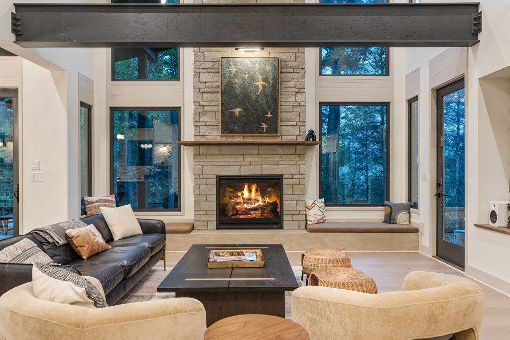 424890 Ellijay Residential