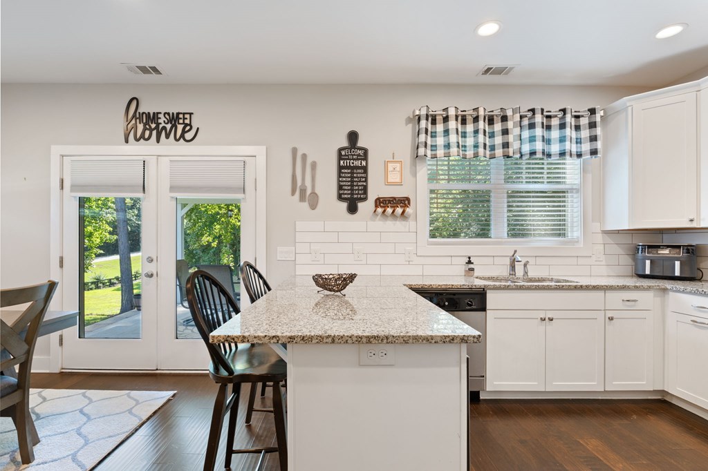 424893 Dawsonville Residential