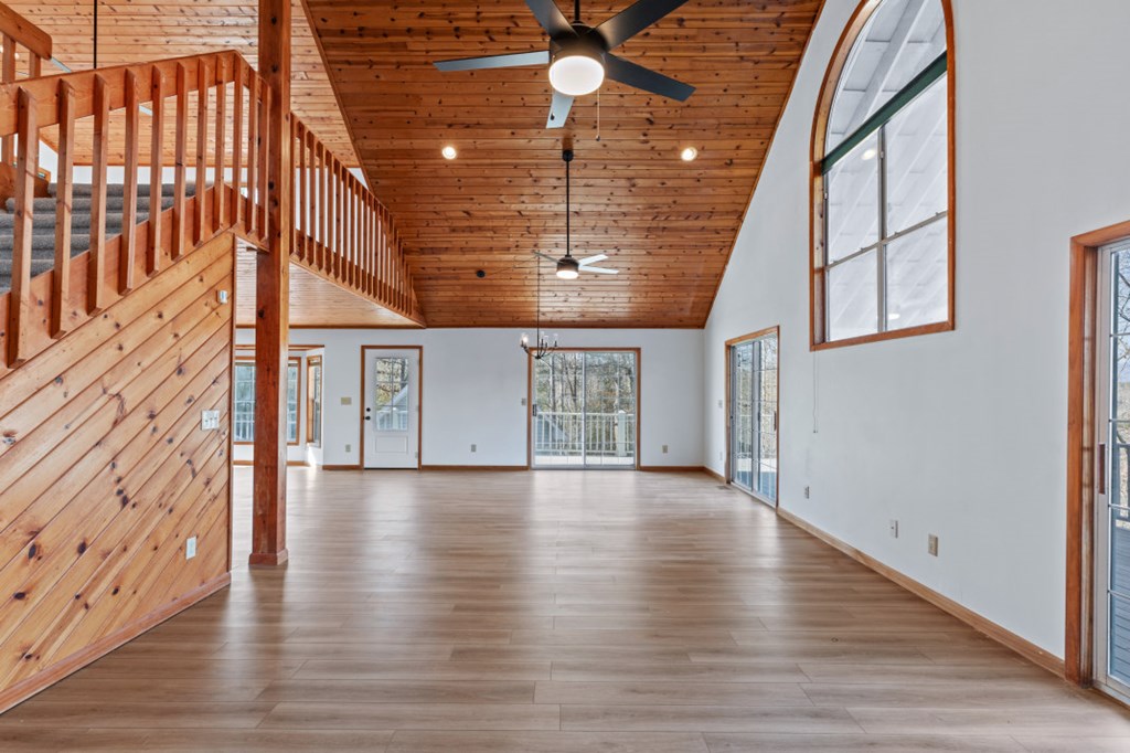 424898 Murray Residential