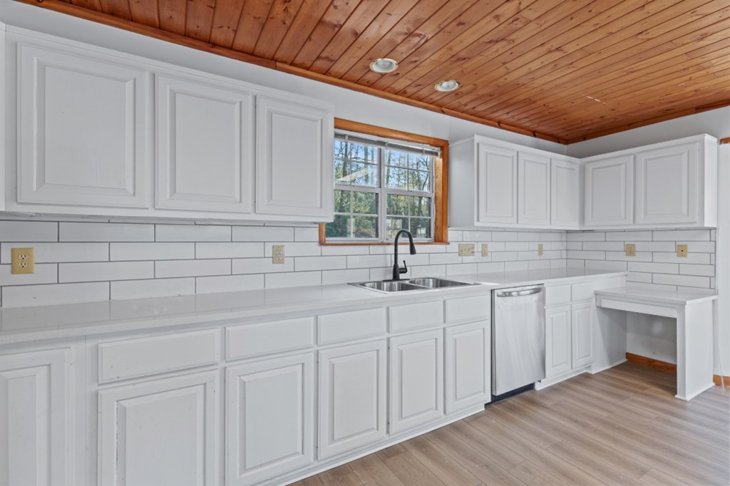 424898 Murray Residential