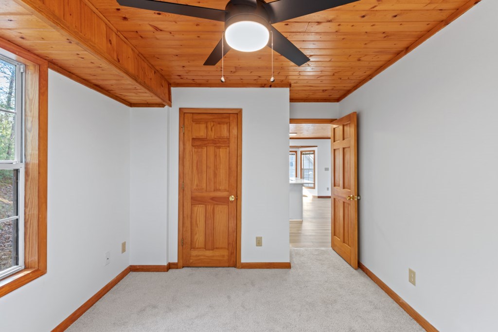 424898 Murray Residential