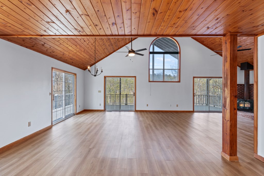 424898 Murray Residential