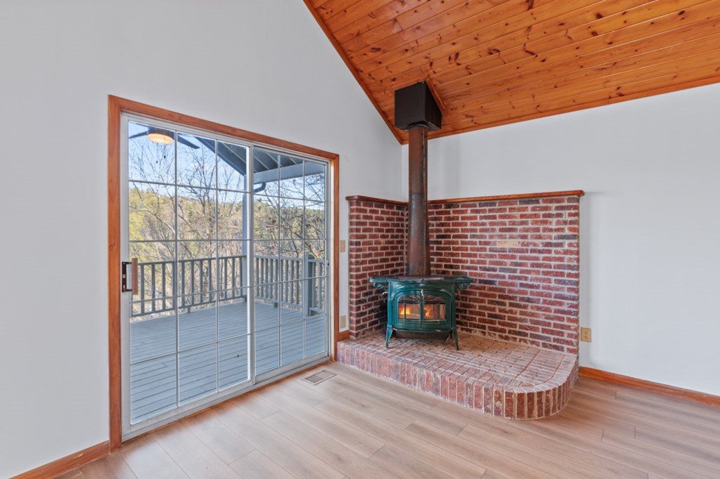 424898 Murray Residential