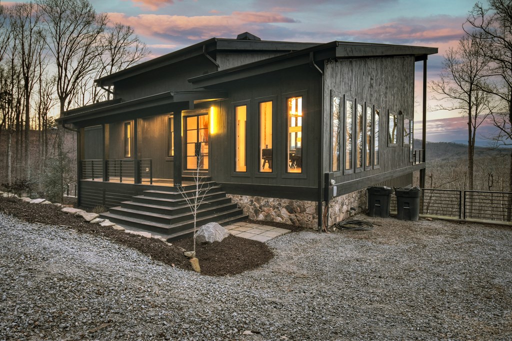 424899 Blue Ridge Residential