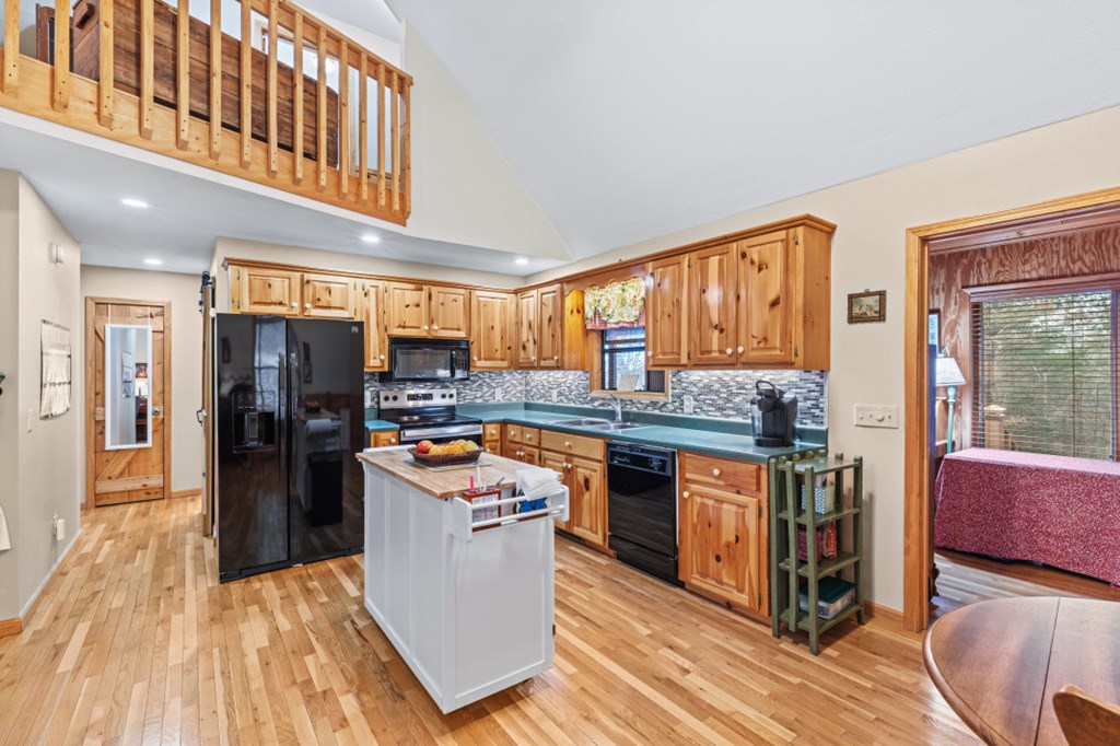 424903 Blairsville Residential