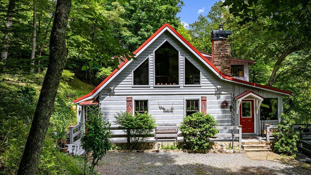 424905 Mineral Bluff Residential