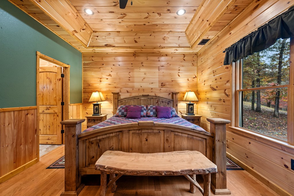 424906 Morganton Residential