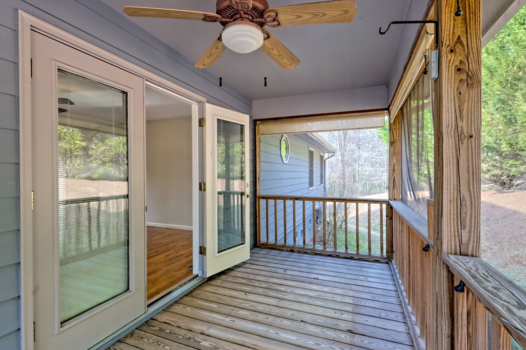 424911 Hayesville Residential