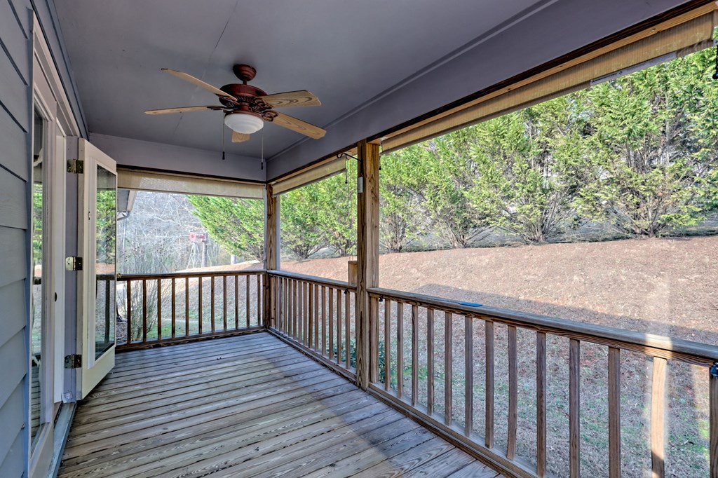 424911 Hayesville Residential