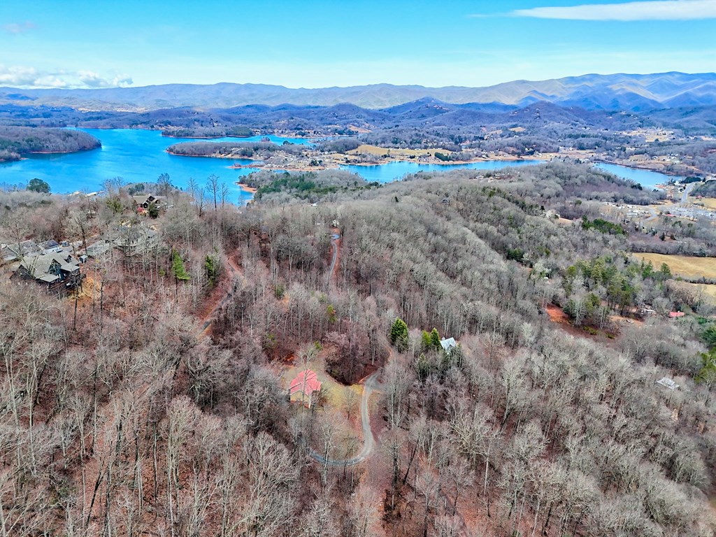 424912 Hayesville Residential