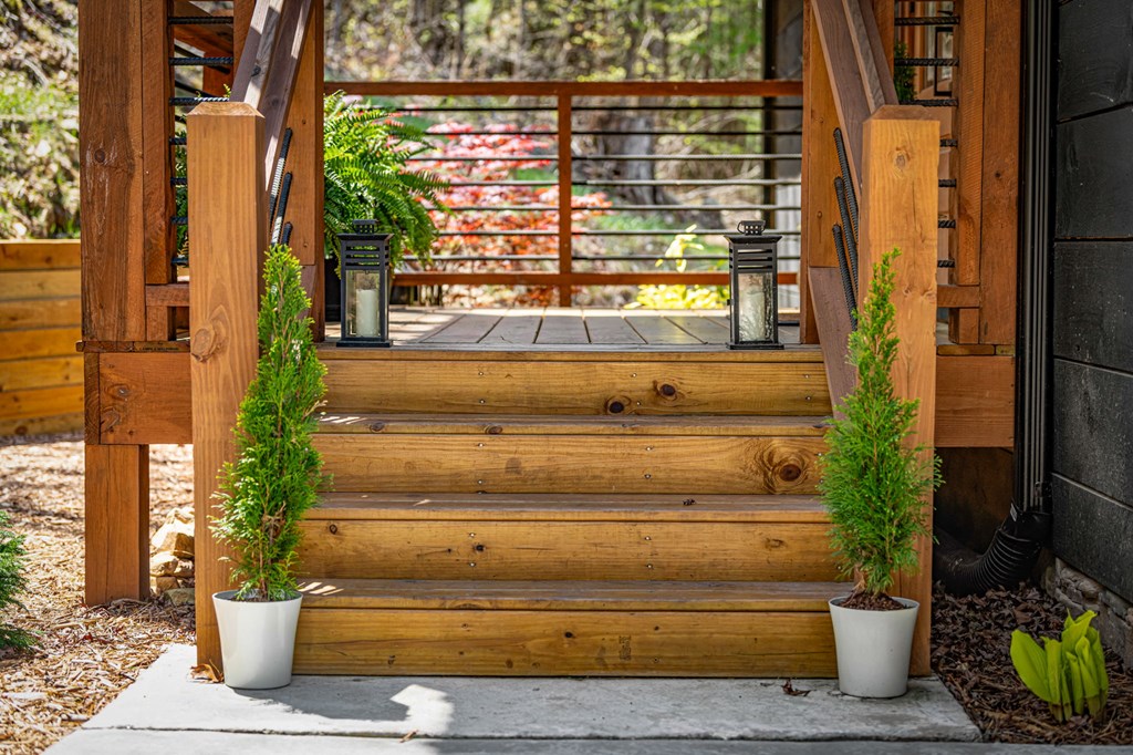 424914 Morganton Residential