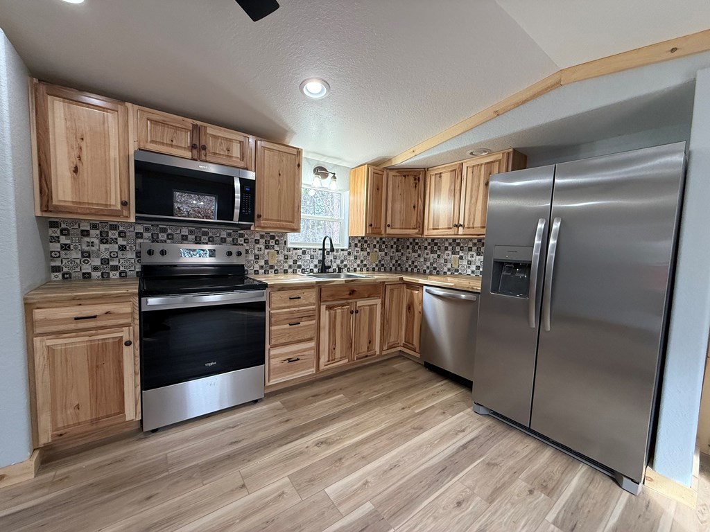 424917 Ellijay Residential