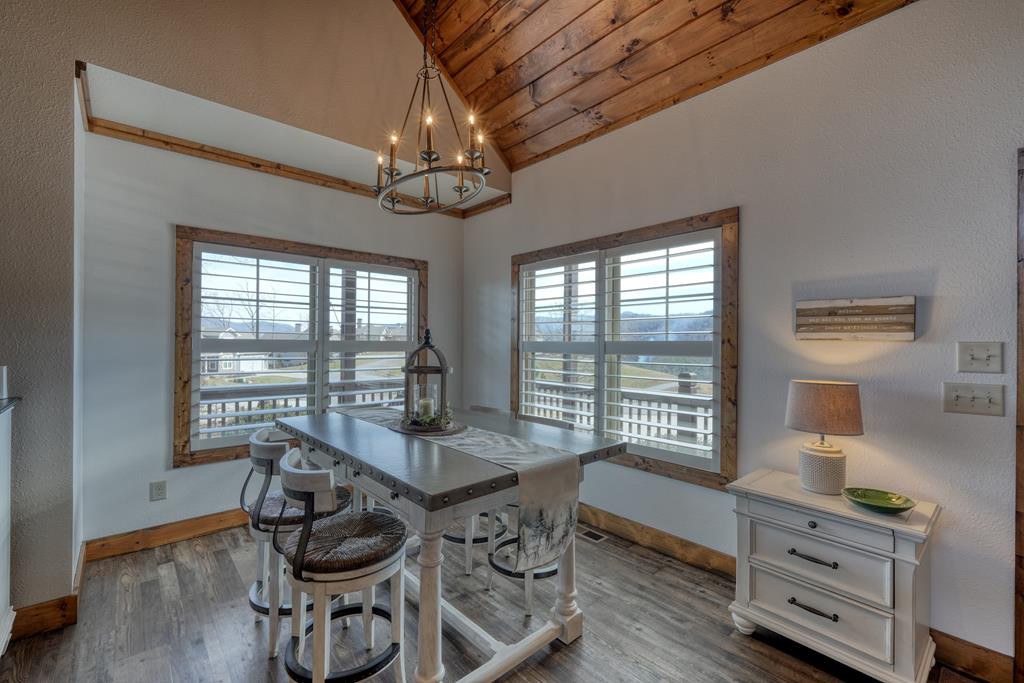 424920 Young Harris Residential