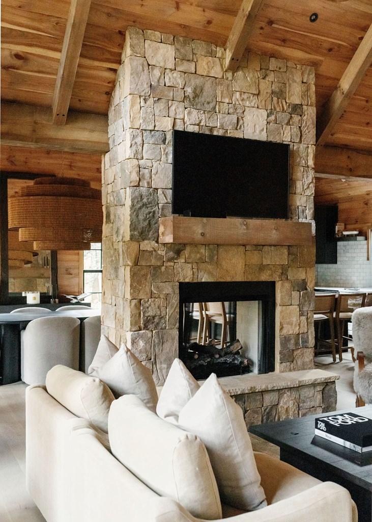 424921 Blue Ridge Residential