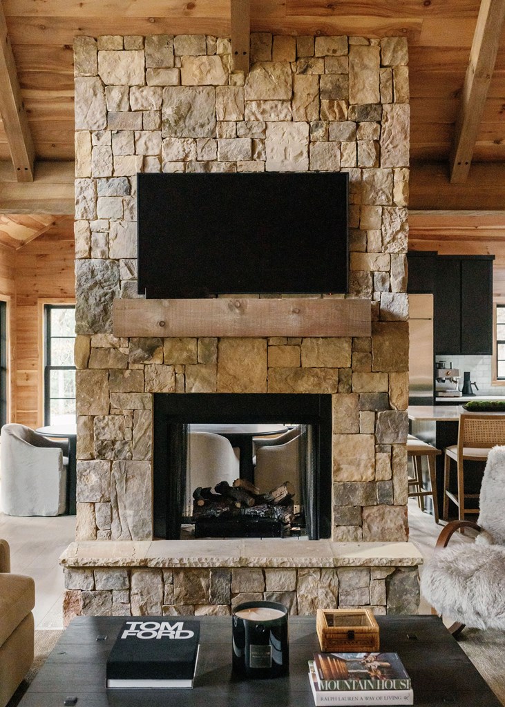 424921 Blue Ridge Residential