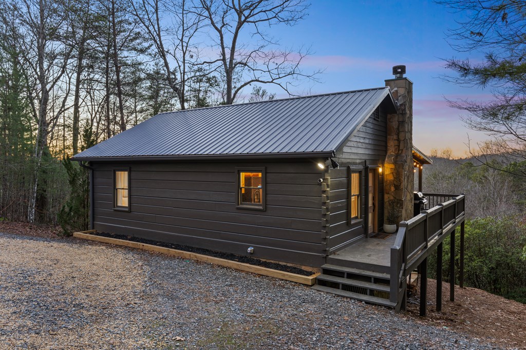 424931 Mineral Bluff Residential