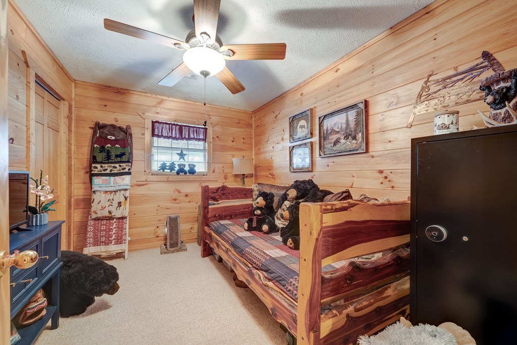 424935 Morganton Residential