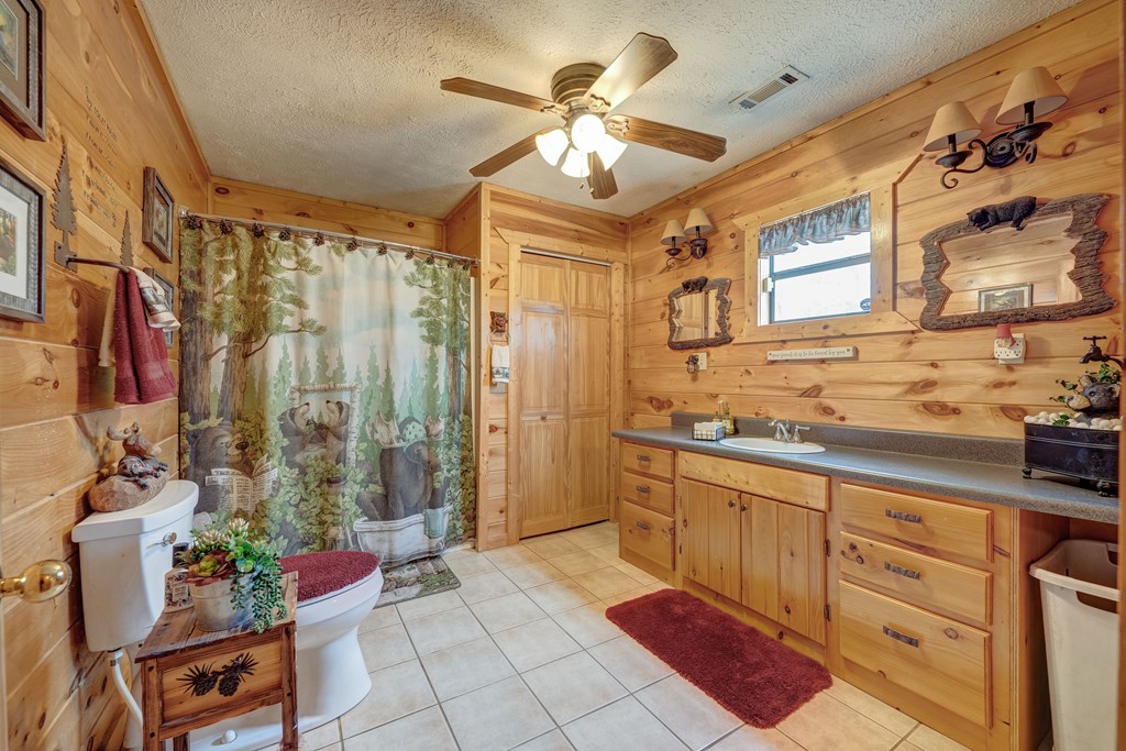 424935 Morganton Residential