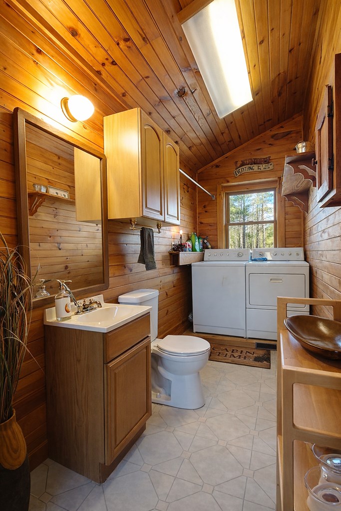 424938 Epworth Residential