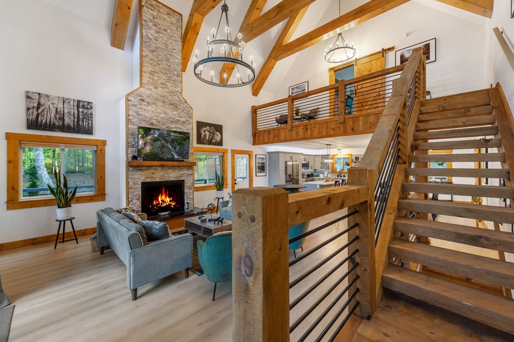 424940 Blue Ridge Residential