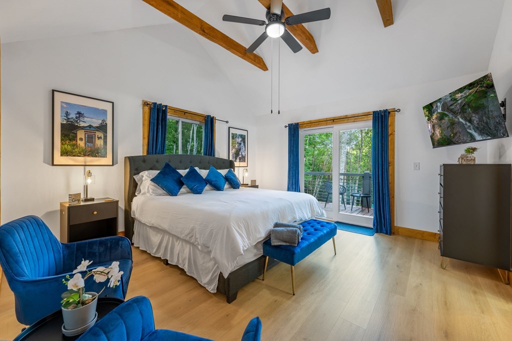 424940 Blue Ridge Residential