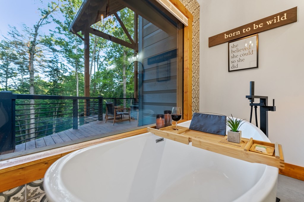 424940 Blue Ridge Residential