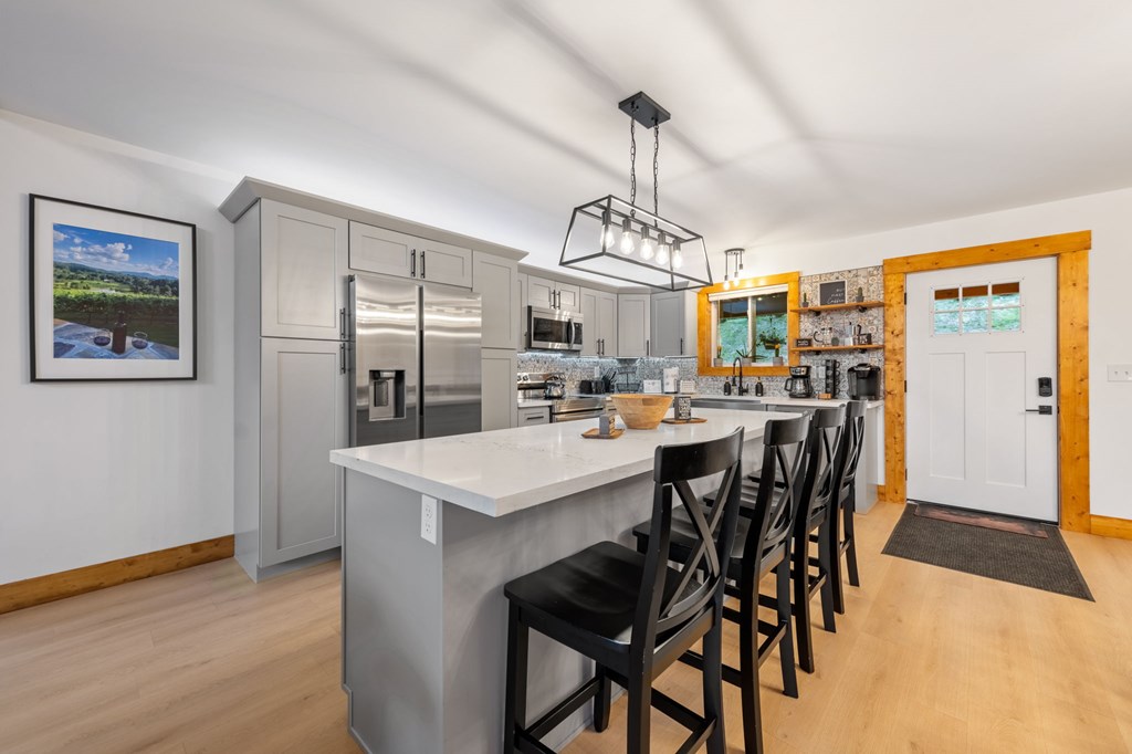 424940 Blue Ridge Residential