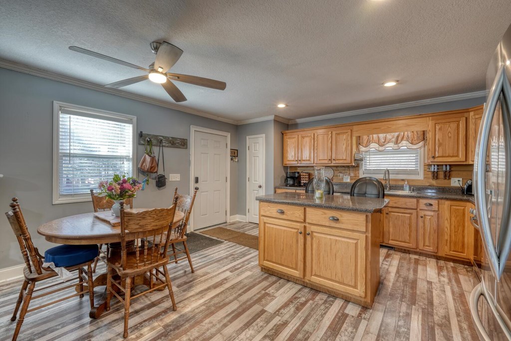 424966 Hiawassee Residential