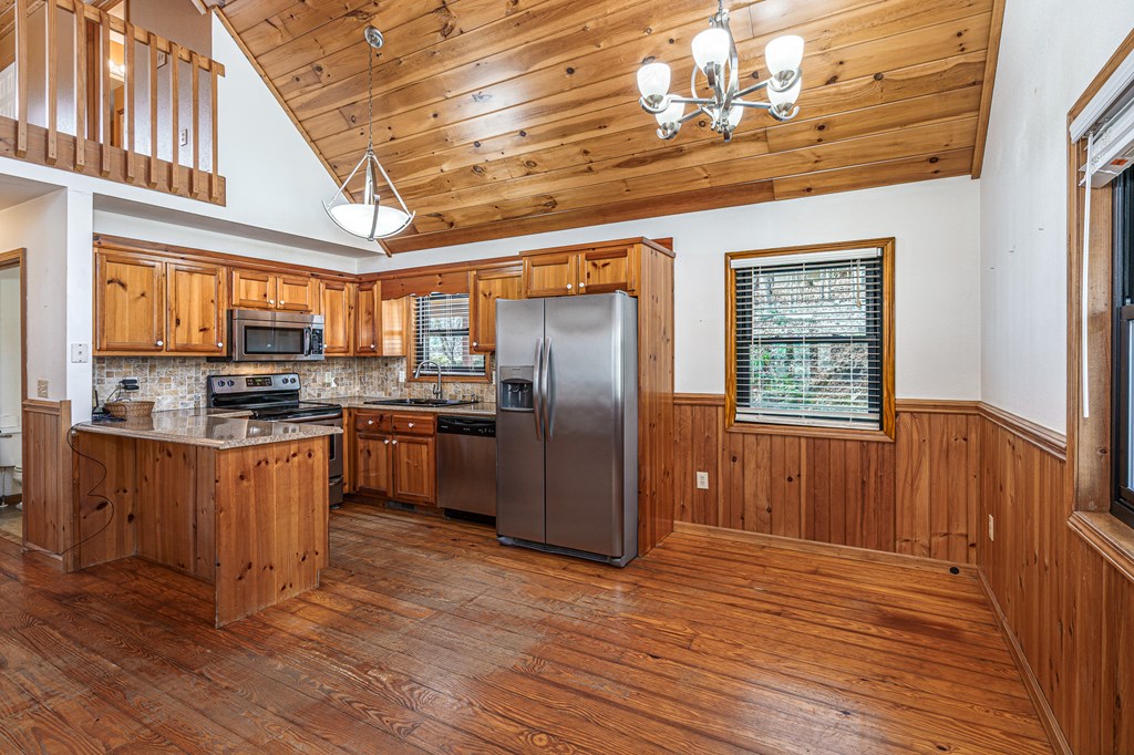 424969 Murphy Residential