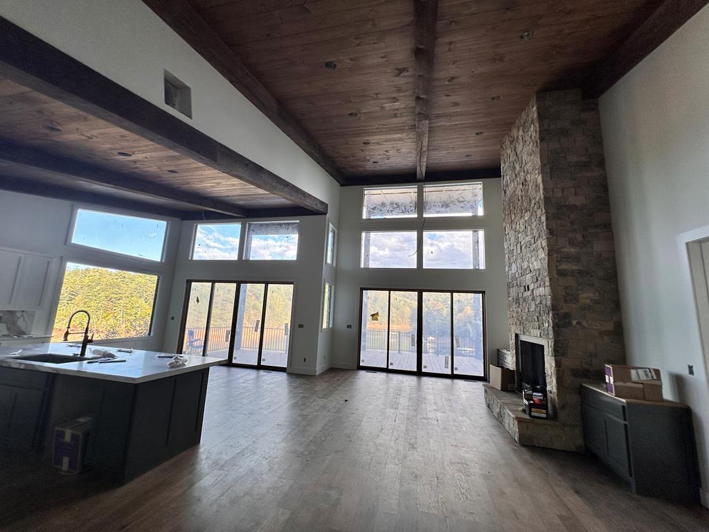 424970 Blue Ridge Residential