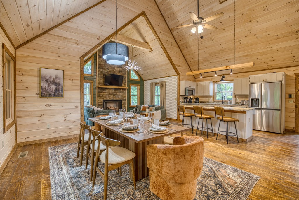 424976 Blue Ridge Residential