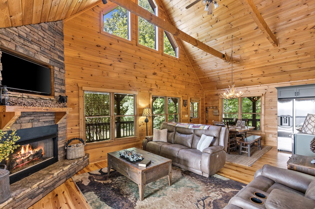 424978 Morganton Residential