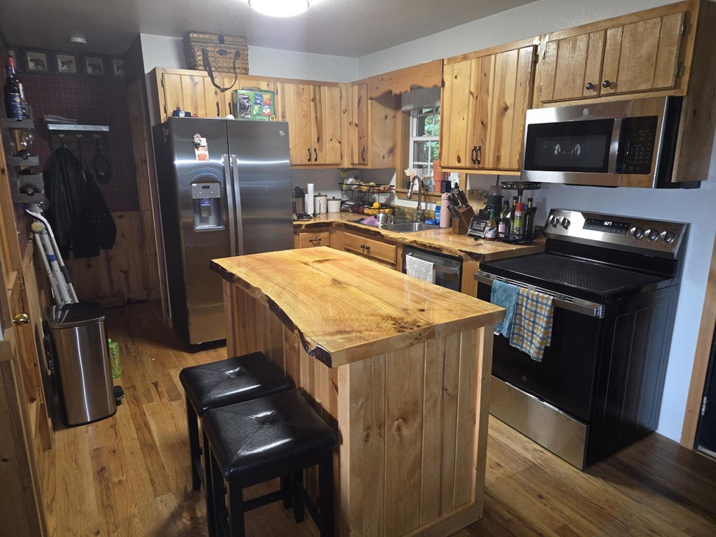 424979 Blairsville Residential