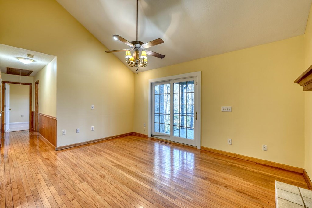 424980 Blairsville Residential