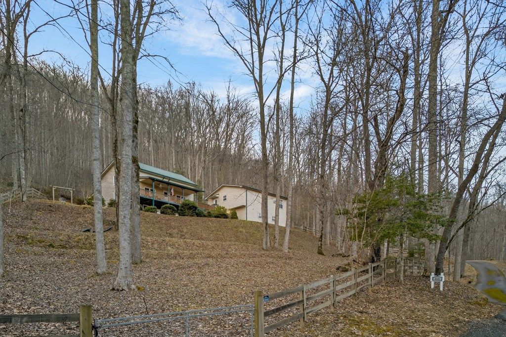 424981 Hiawassee Residential