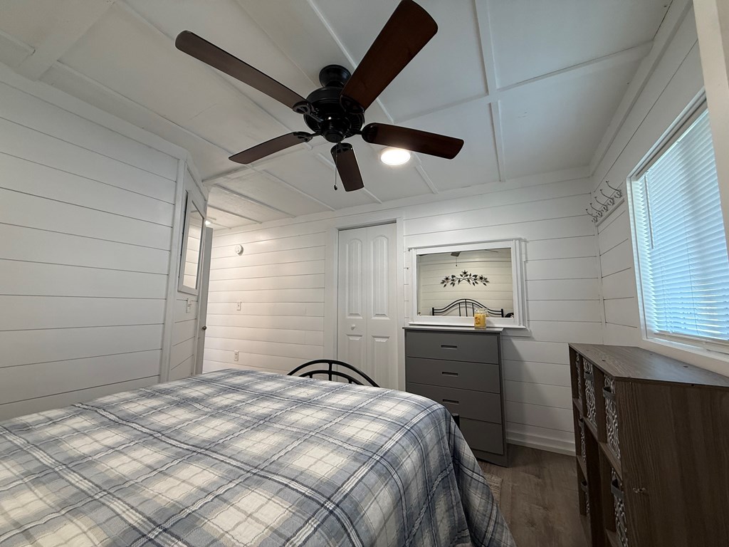 424984 Hiawassee Residential