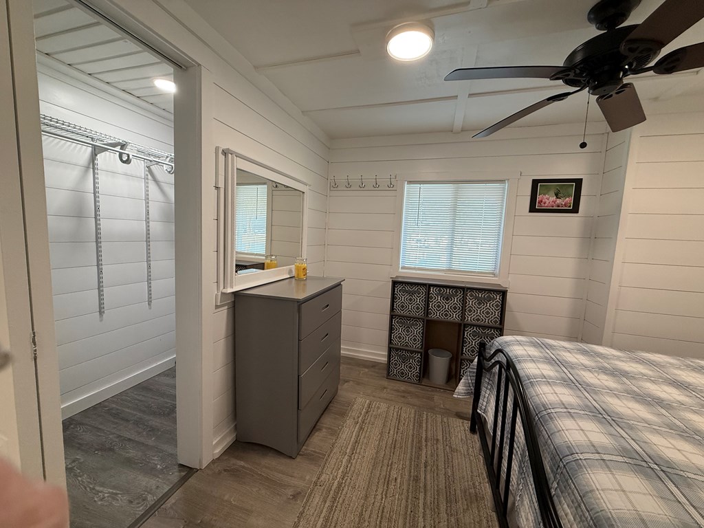 424984 Hiawassee Residential