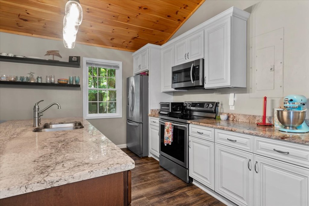 424987 Ellijay Residential