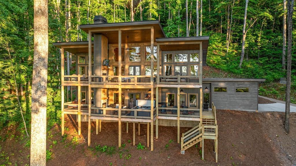 424994 Blue Ridge Residential